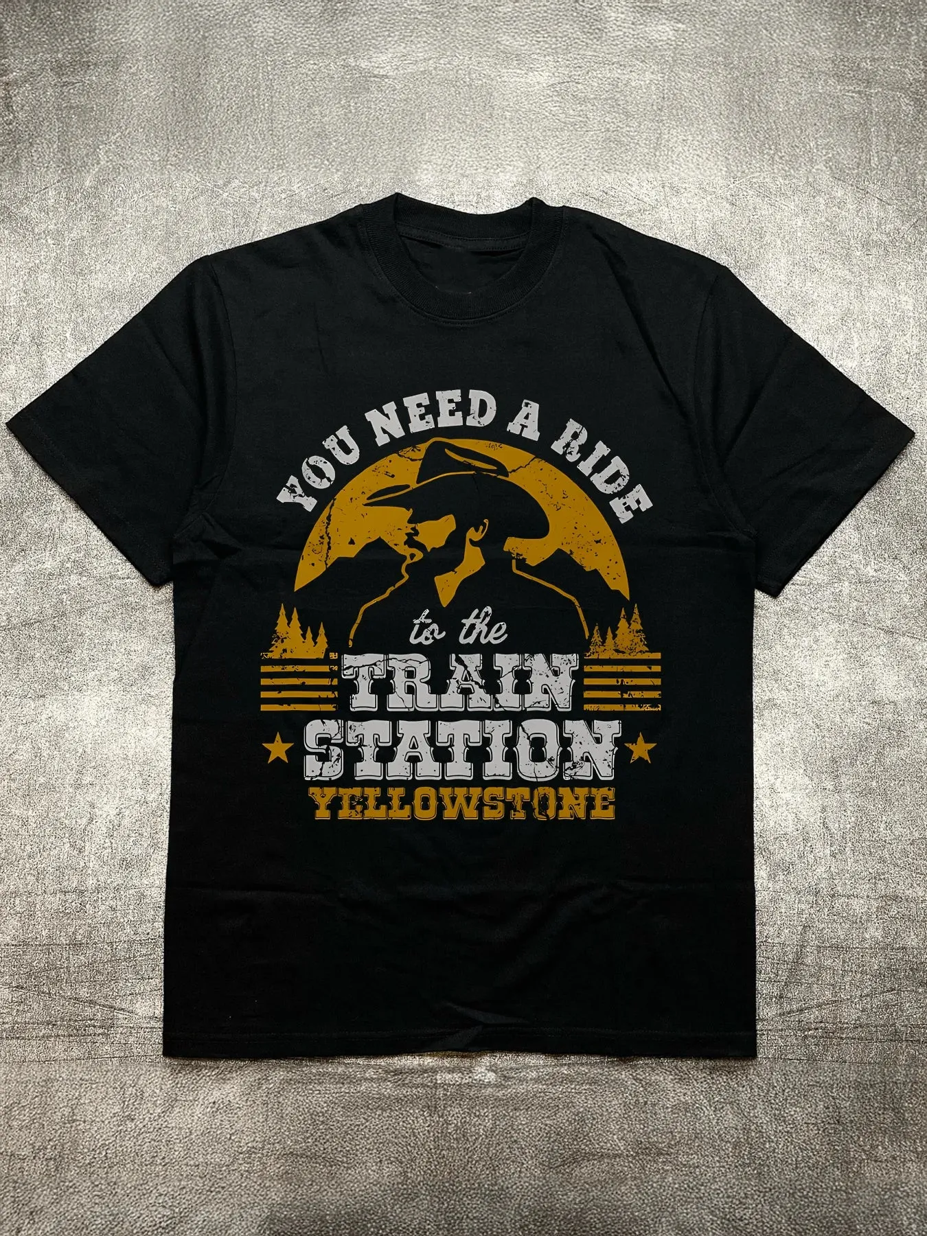 200g Cotton Crew - Neck Short Sleeves, Men's Black T-Shirt with Fun Yellowstone
