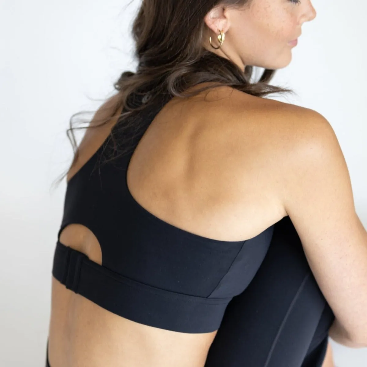 AIRE Ultra-Soft Dynamic Adjustable Bra | A-D  Cup | High Support  From DYM Athletics