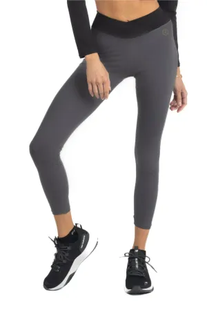Alisha V Waistline Colorblock Legging in Black