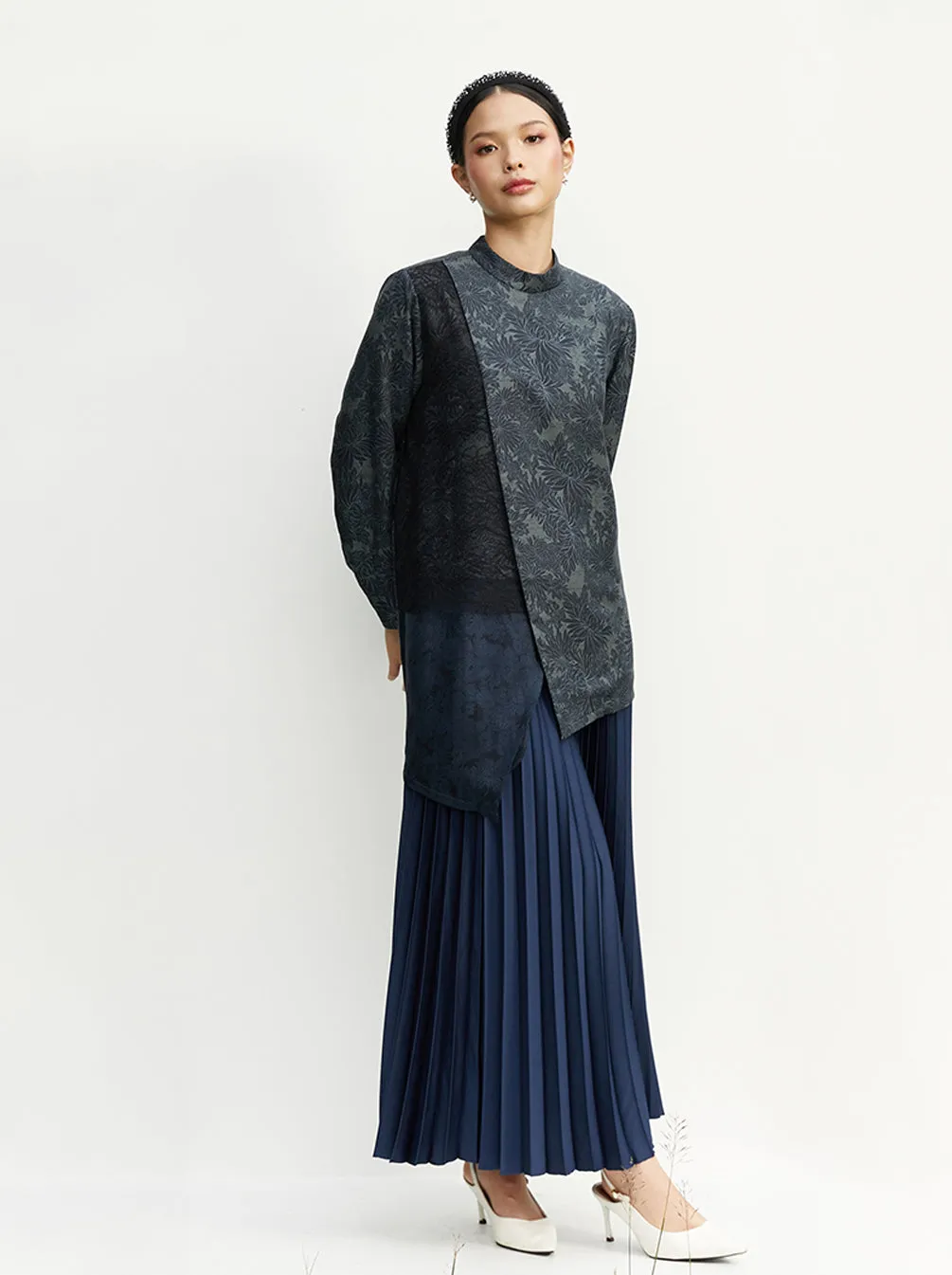 ANSEL LAYERED TOP ONYX