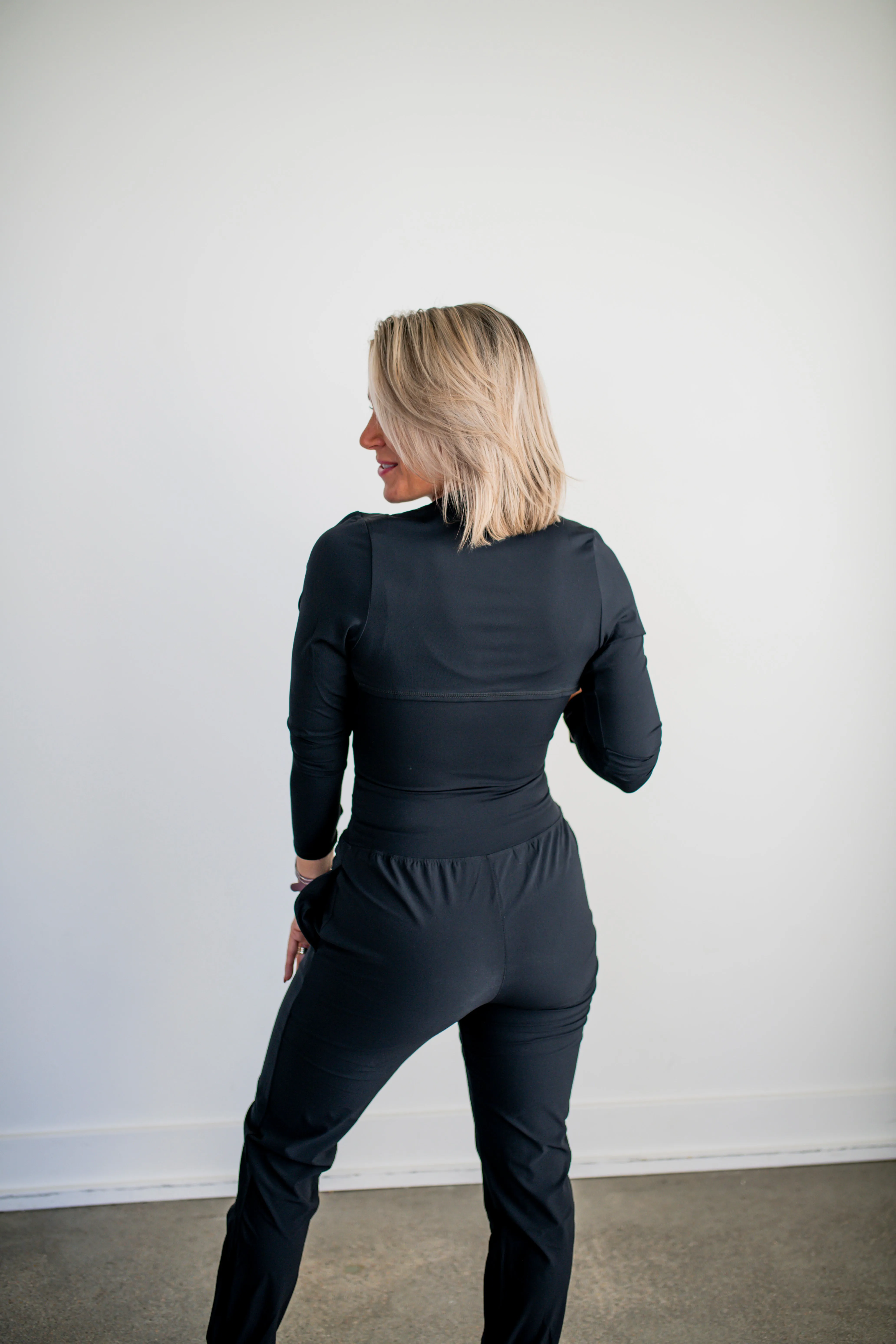 Black Chic Sun-Guard Shrug