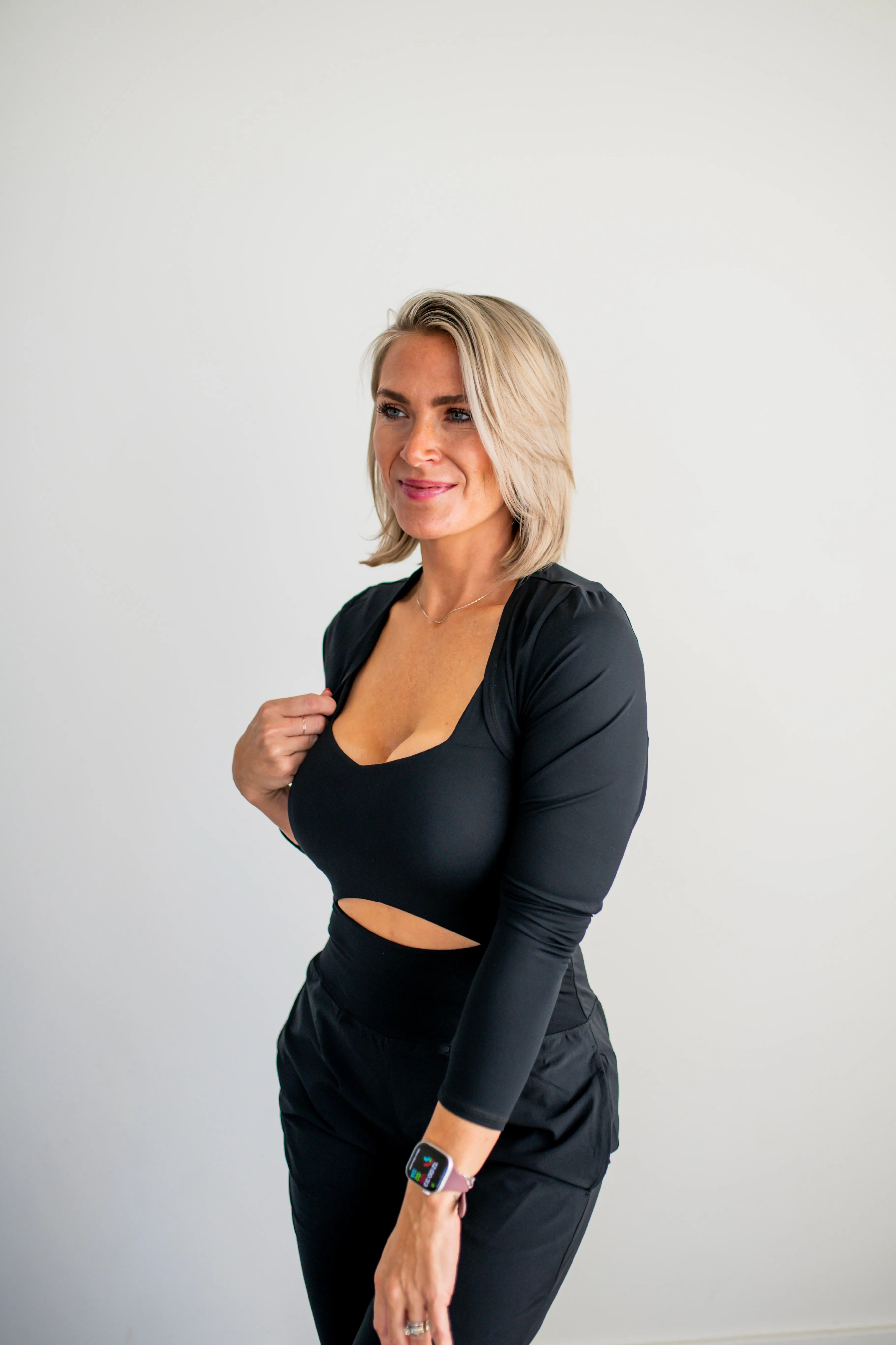 Black Chic Sun-Guard Shrug