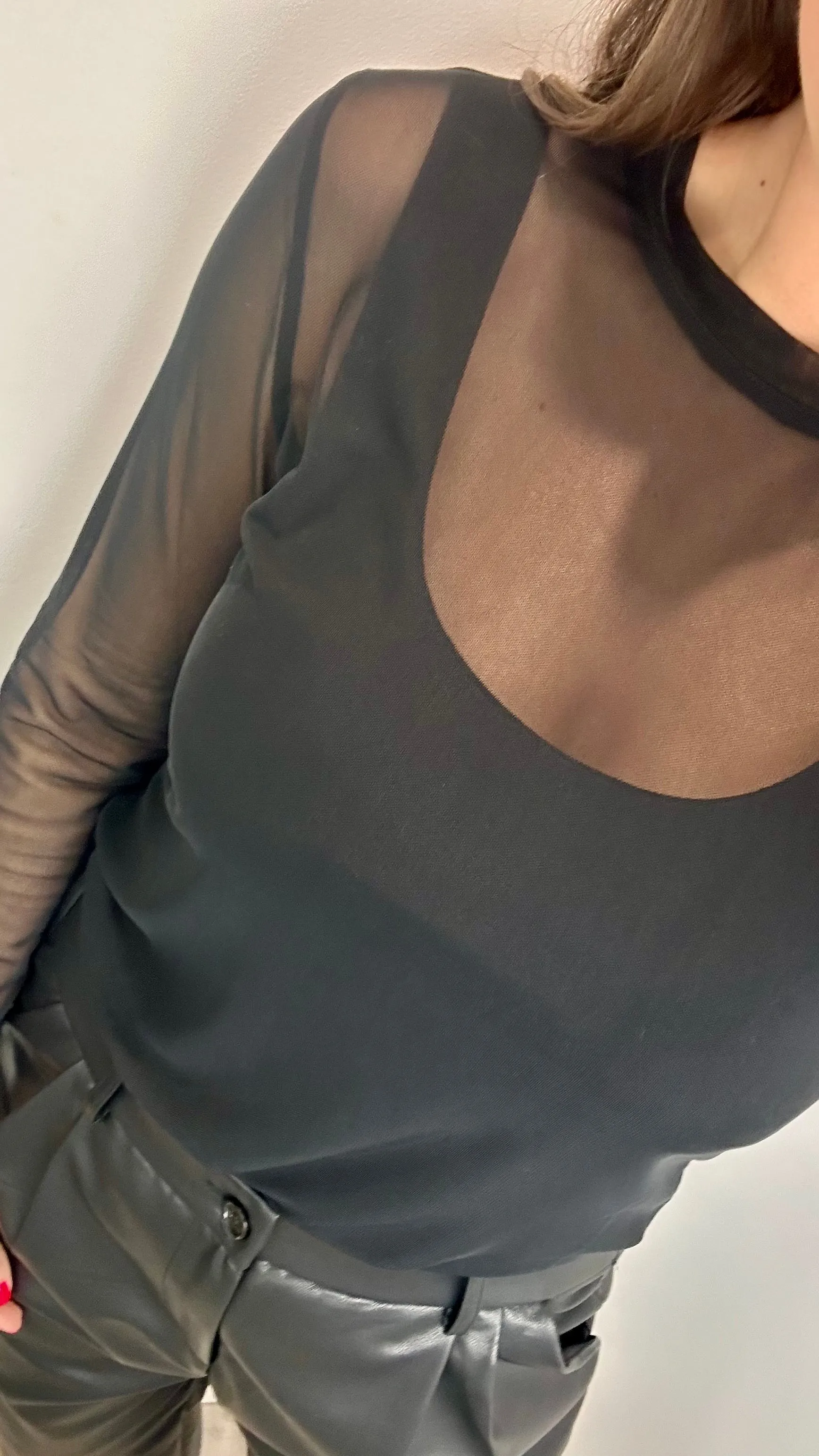 BLACK SHEER TOP