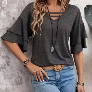 Casual T-shirt - V-neck & Comfortable Fabric