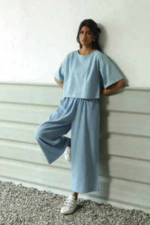 Chic Denim Essence