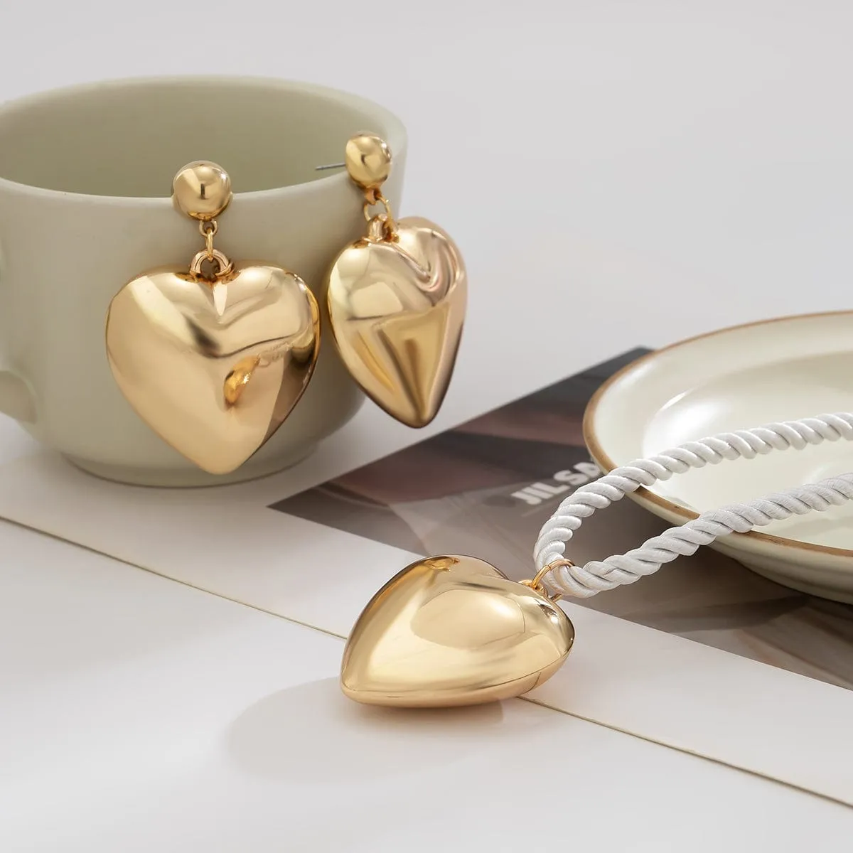 Chic Heart Necklace Earrings Set