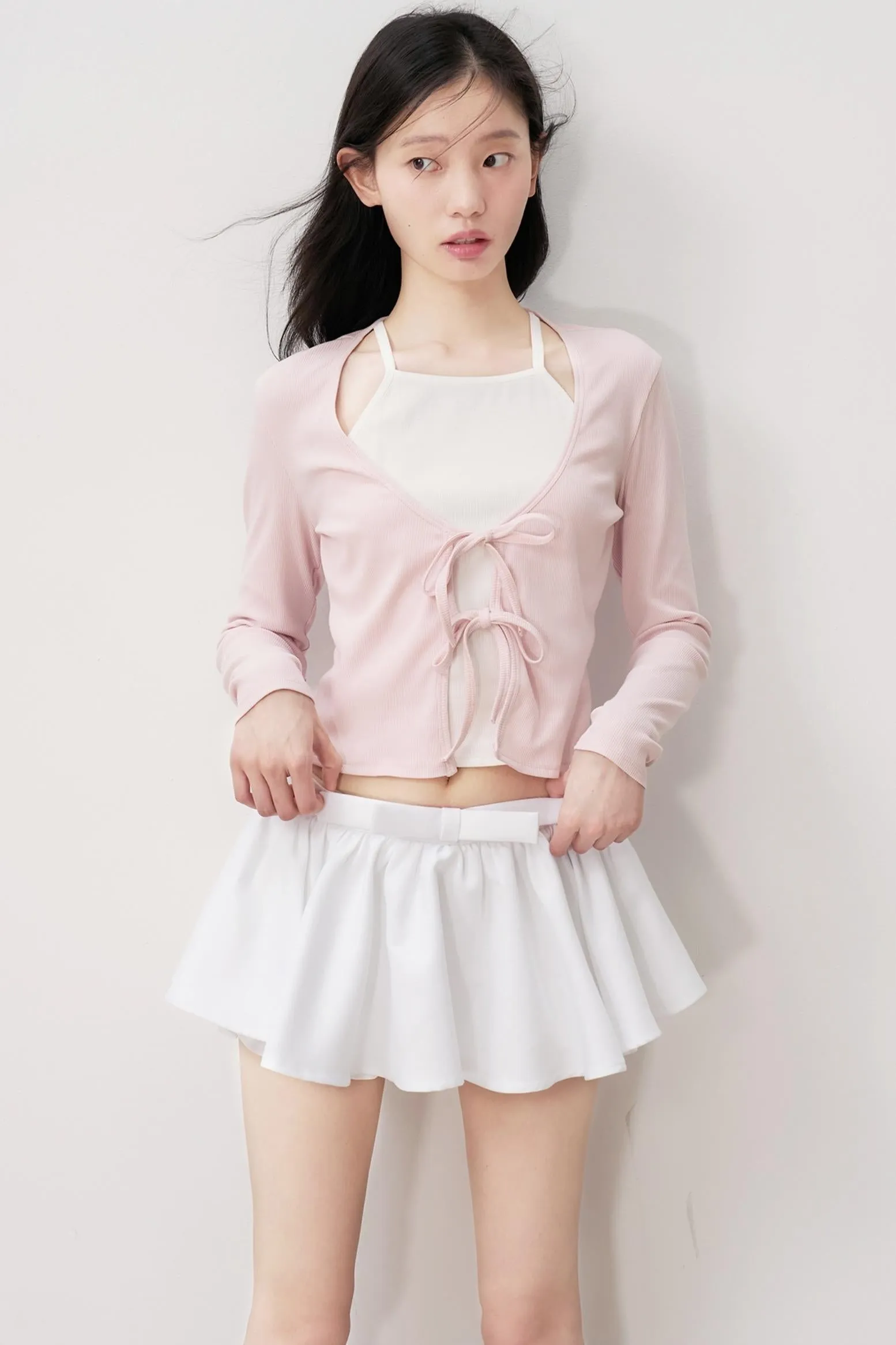 Chic Pink & White Bow Knit Sweater