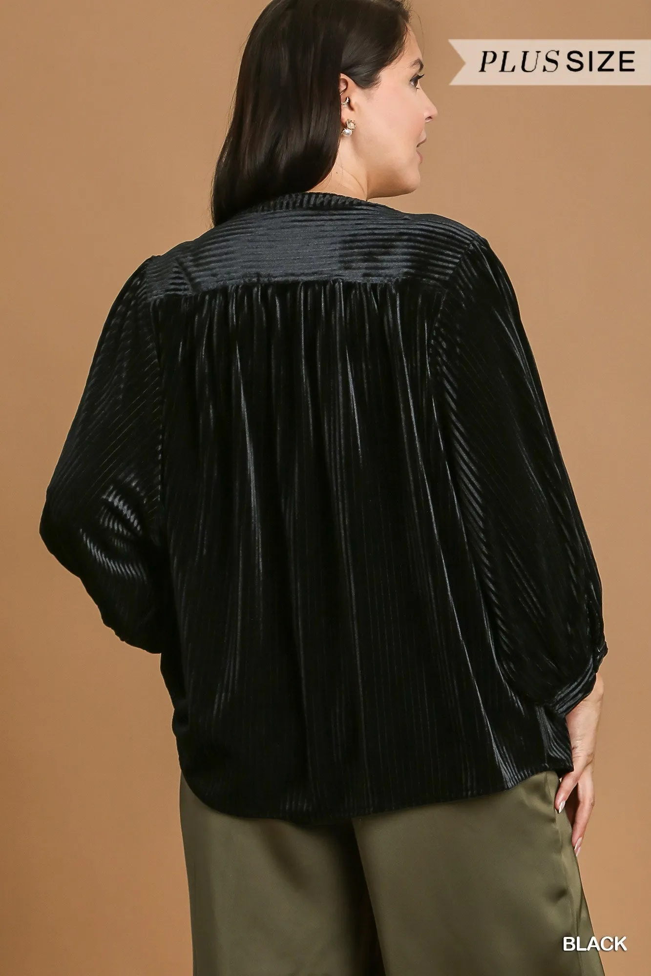 Costa V-Notched Button Down Top - Black