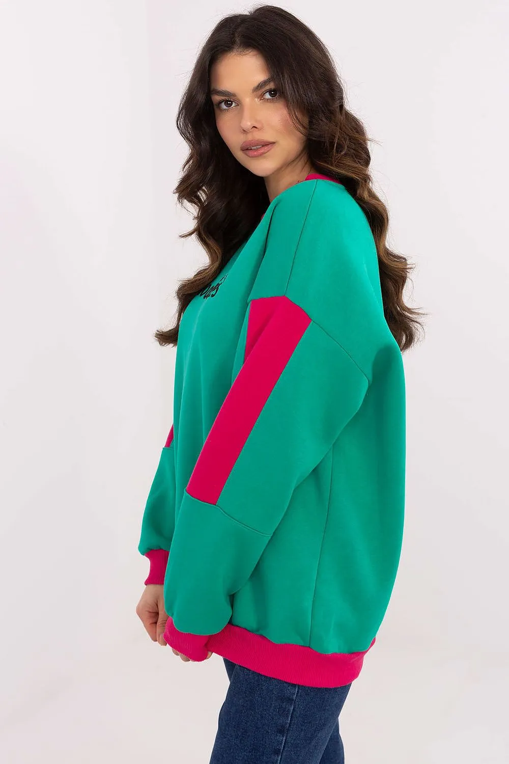 Cozy & Chic Women's Graphic Sweatshirt