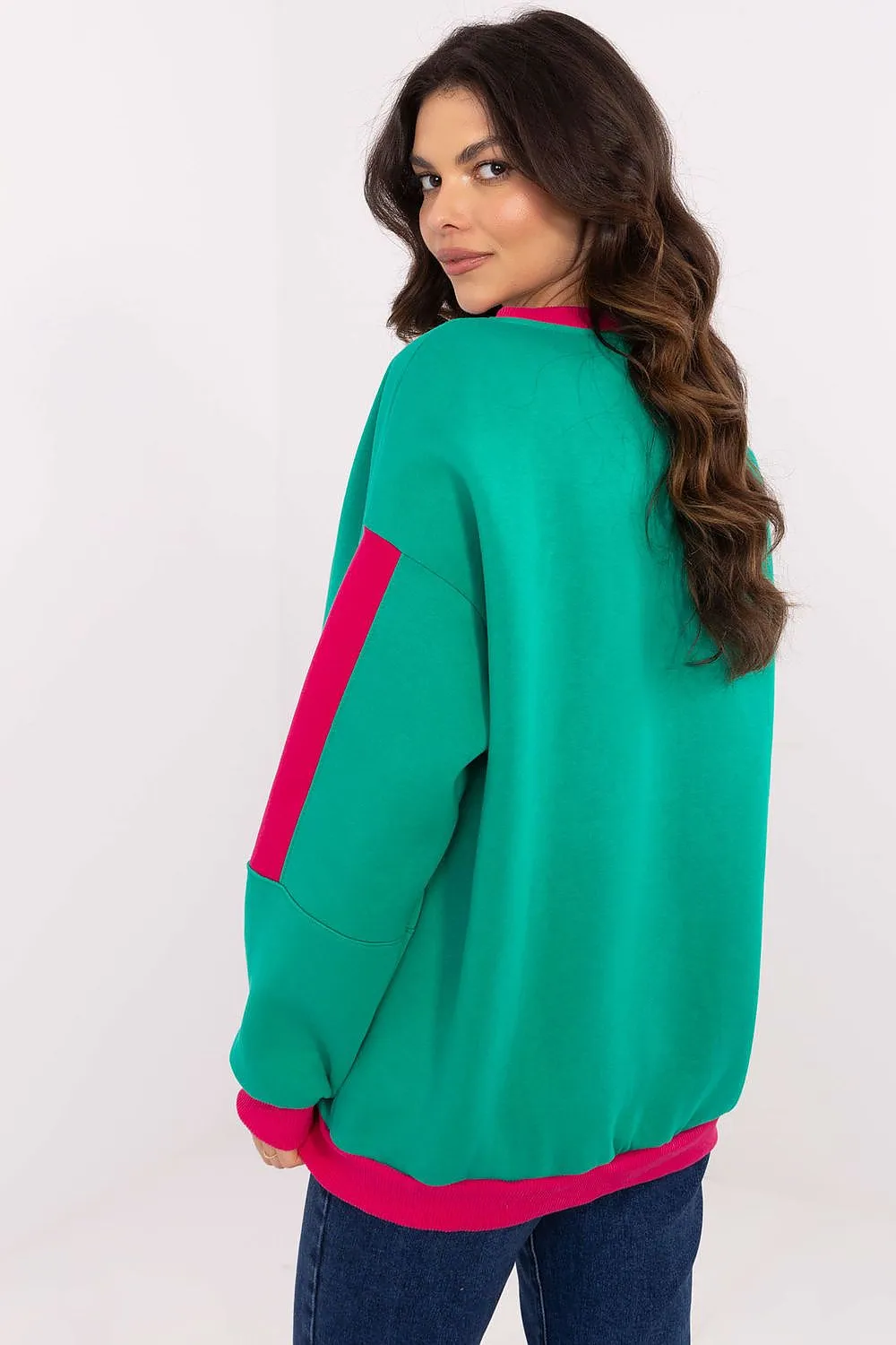 Cozy & Chic Women's Graphic Sweatshirt