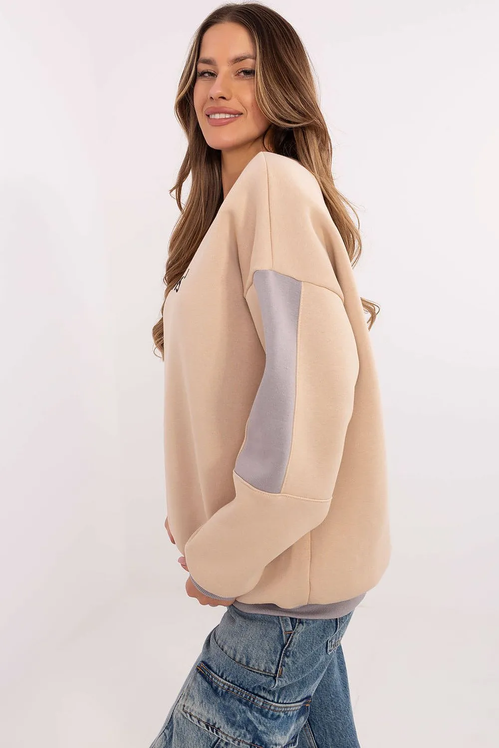 Cozy & Chic Women's Graphic Sweatshirt