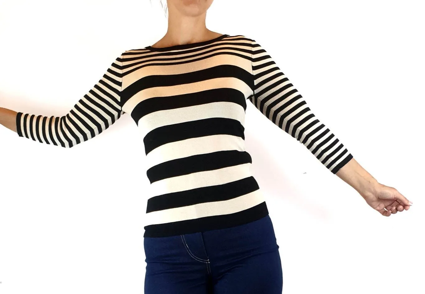 Cue black and white striped knit jumper size S