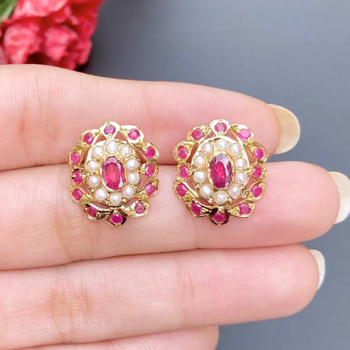 Evergreen Pearl Ruby Tops in 22K Gold GER 051