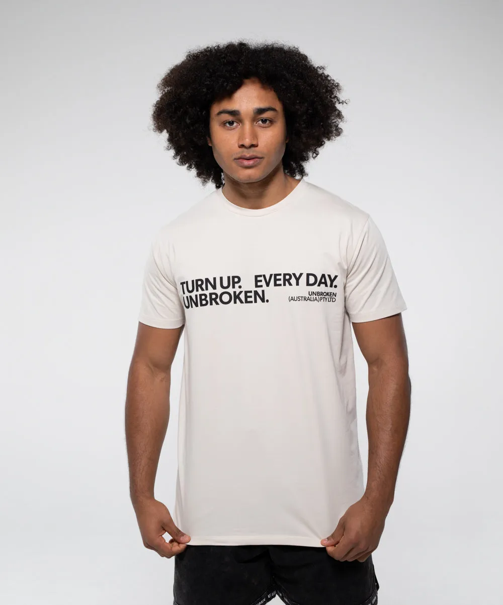 EVERY DAY Performance Tee in Stone