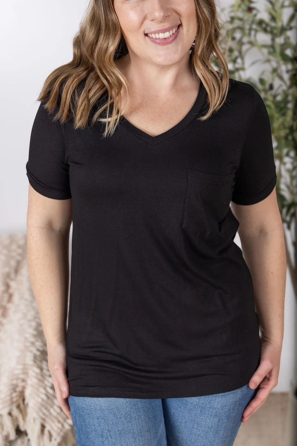 IN PRODUCTION Sophie Pocket Tee - Black