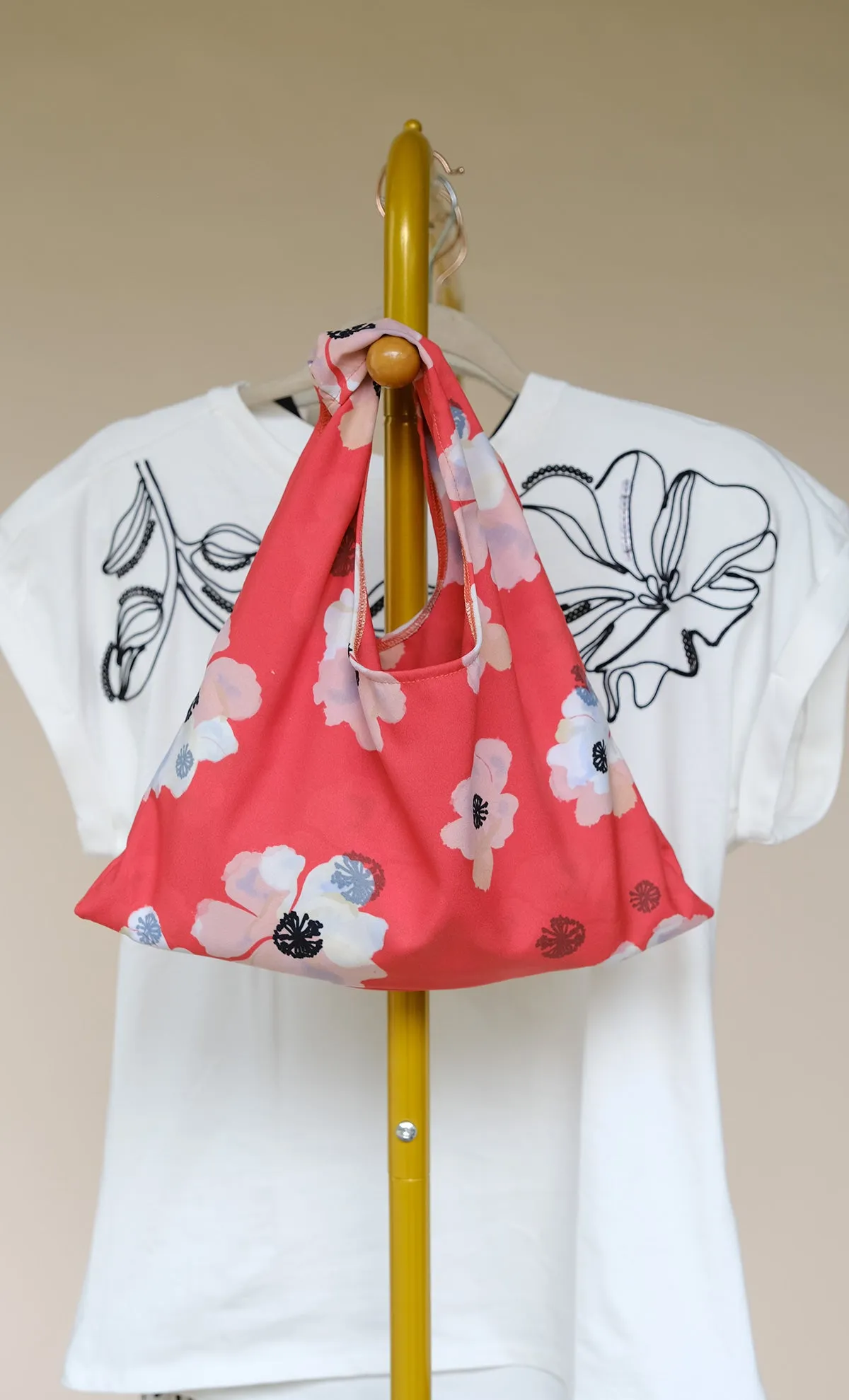 Irem Ivory T-Shirt   Special Gift