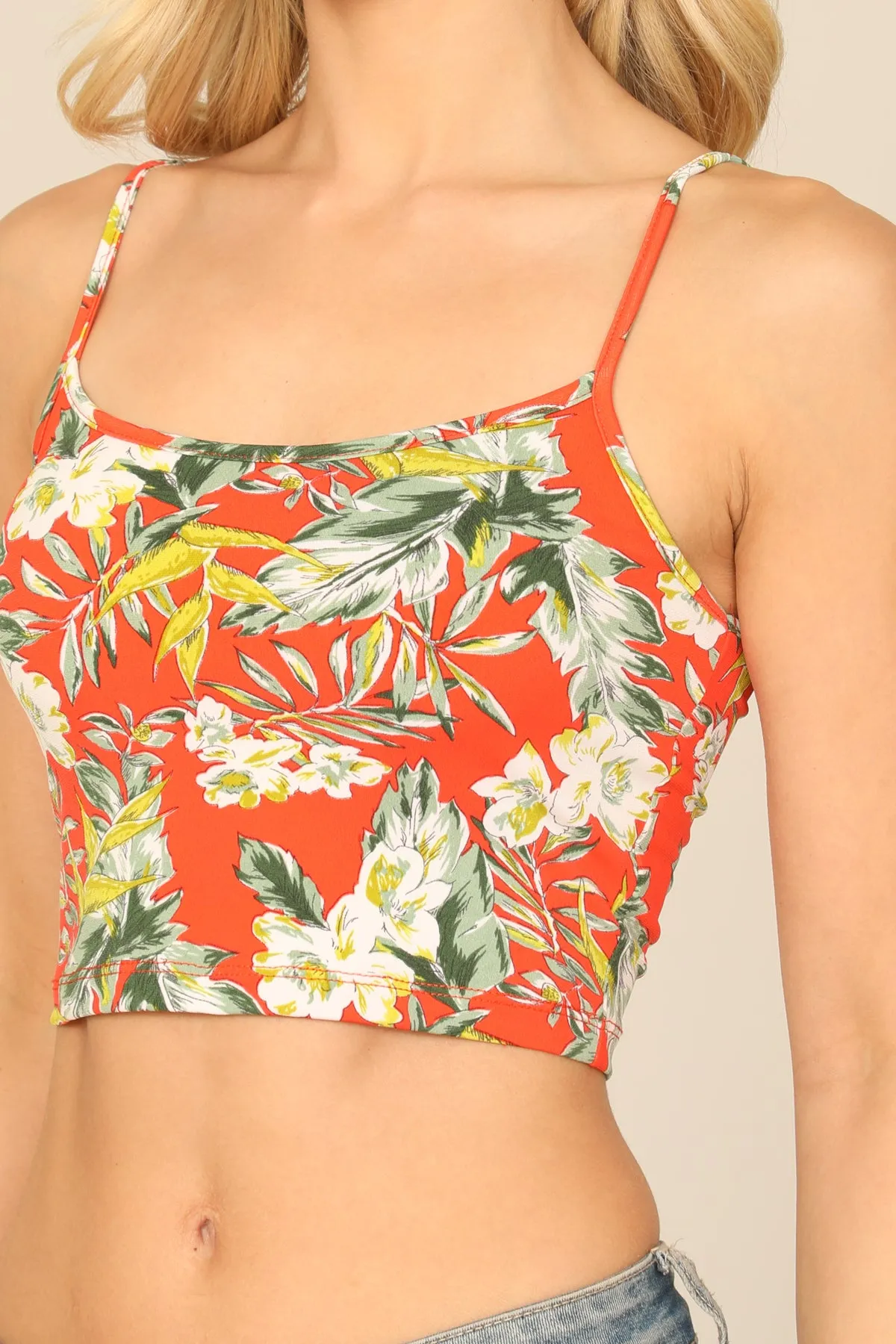 LEAF PRINT SPAGHETTI STRAP CROP TOP