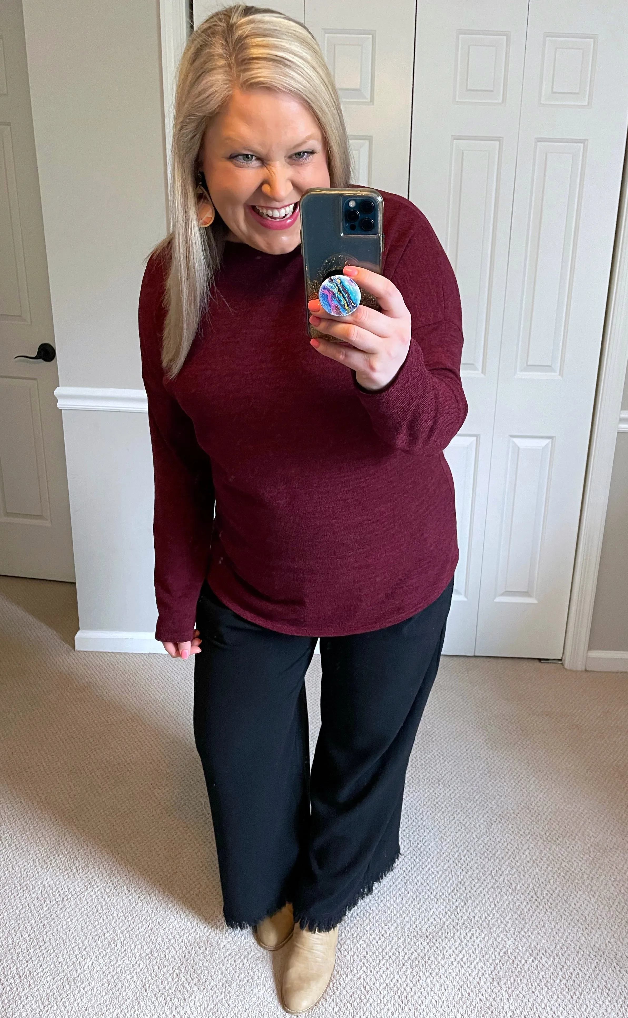 Long-Sleeved Sweater Top in Burgundy