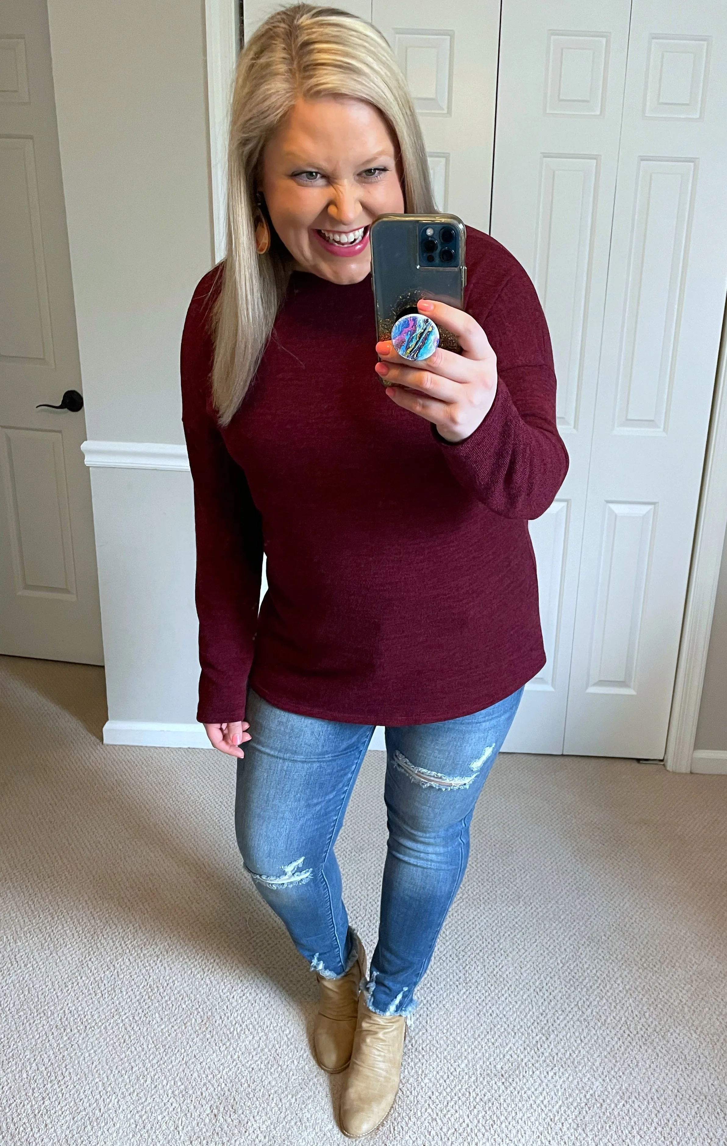 Long-Sleeved Sweater Top in Burgundy