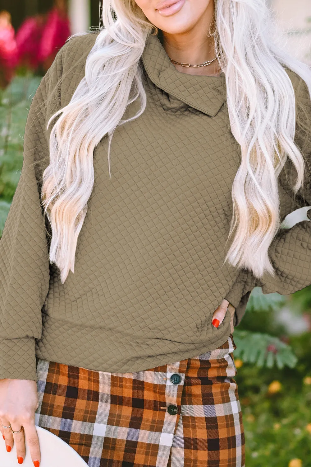 Neckline Stand Neck Pullover Sweatshirt