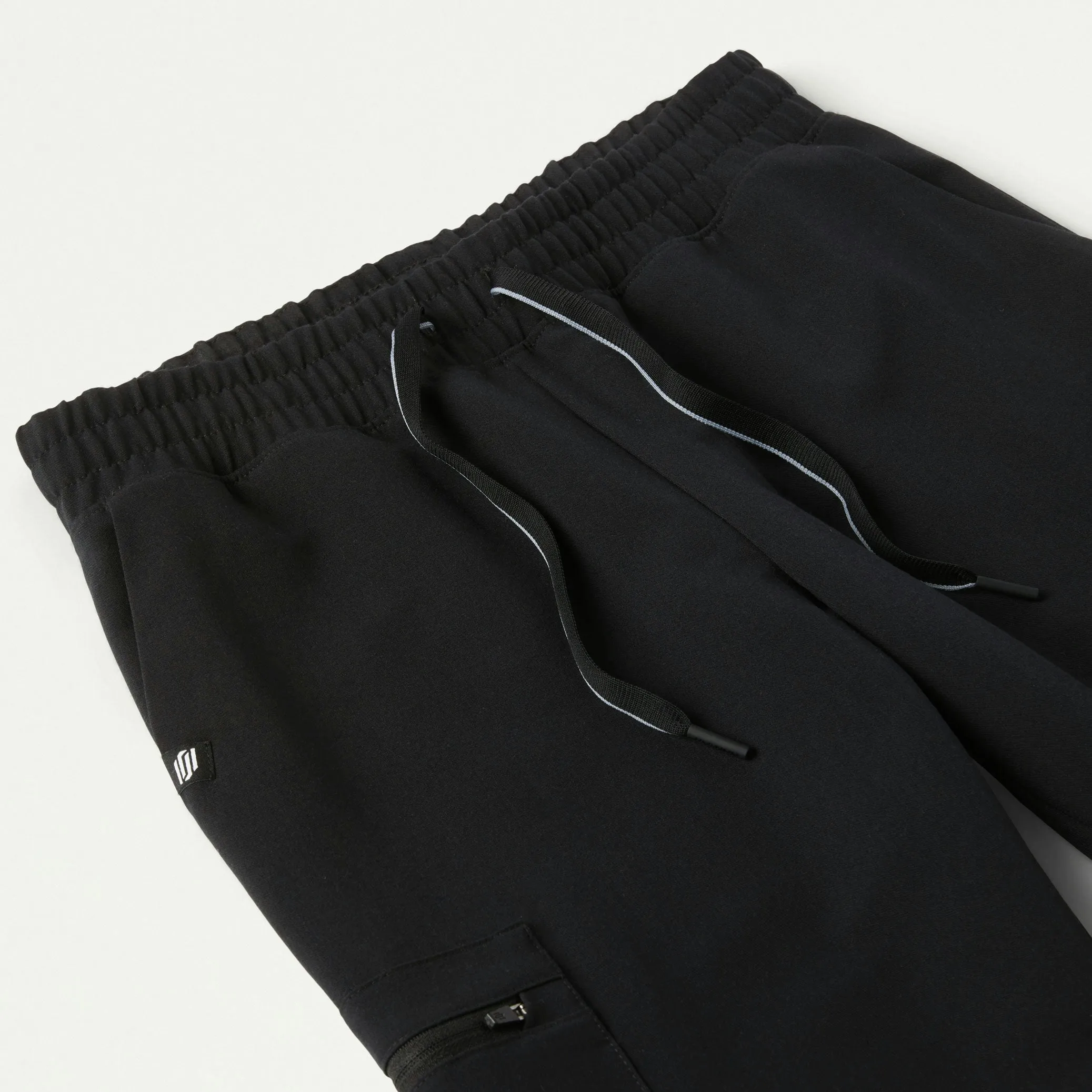 Neo Everyday Cargo Scrub Jogger - Black