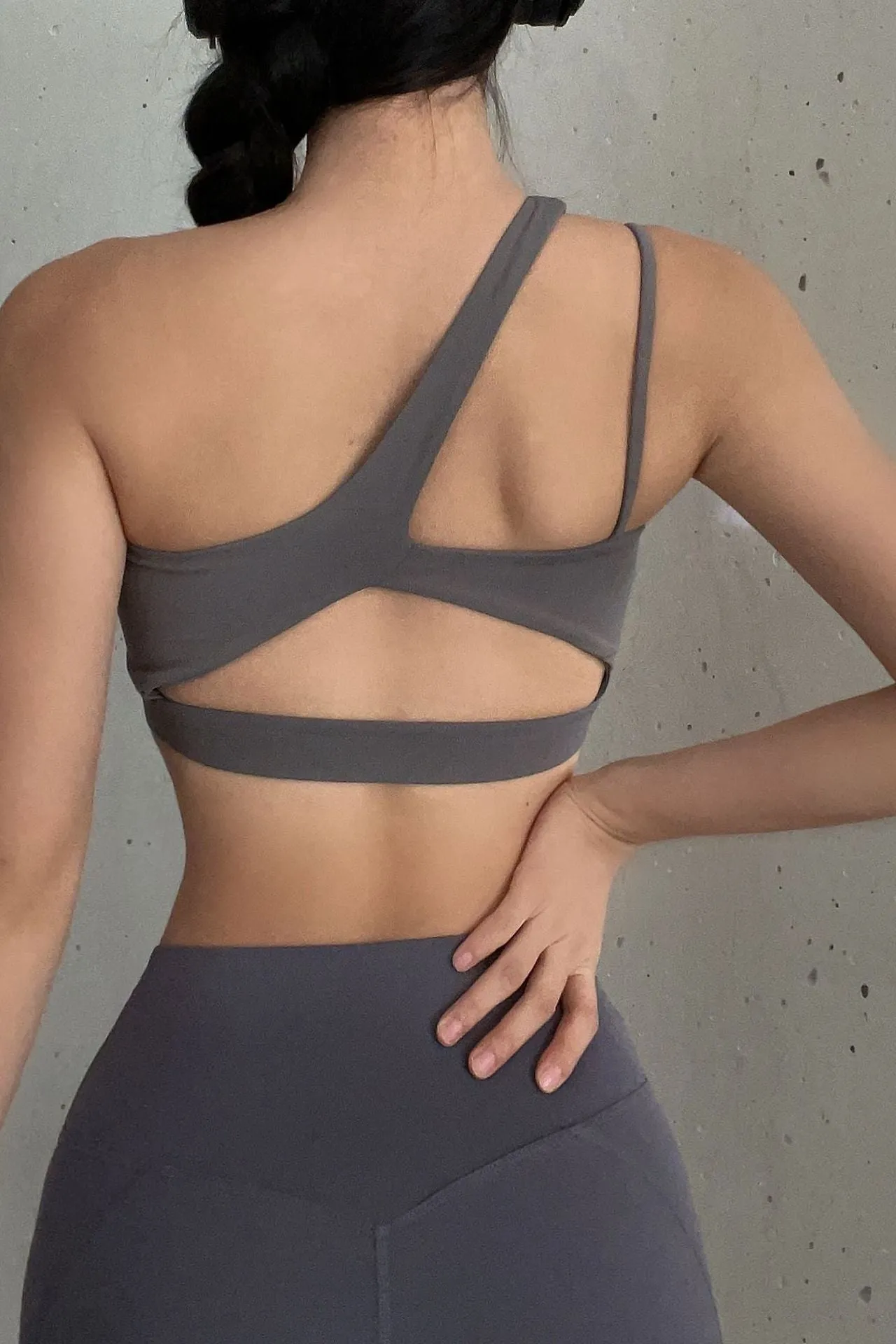 One-Shoulder Sports Bra