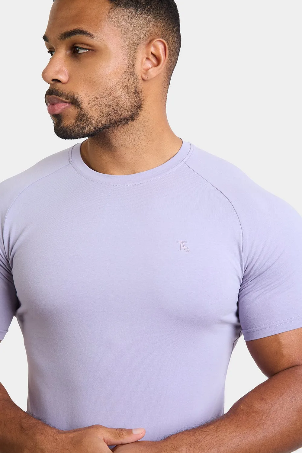 Premium Muscle Fit T-Shirt in Dusty Lilac