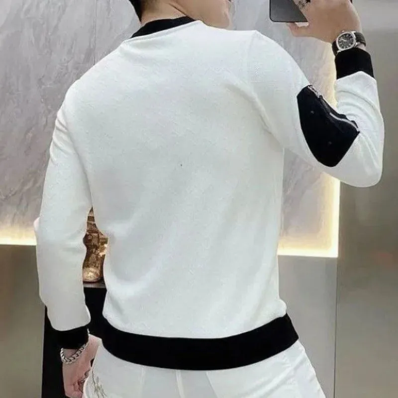 Pull de printemps 2024 collection luxe habillé haute couture