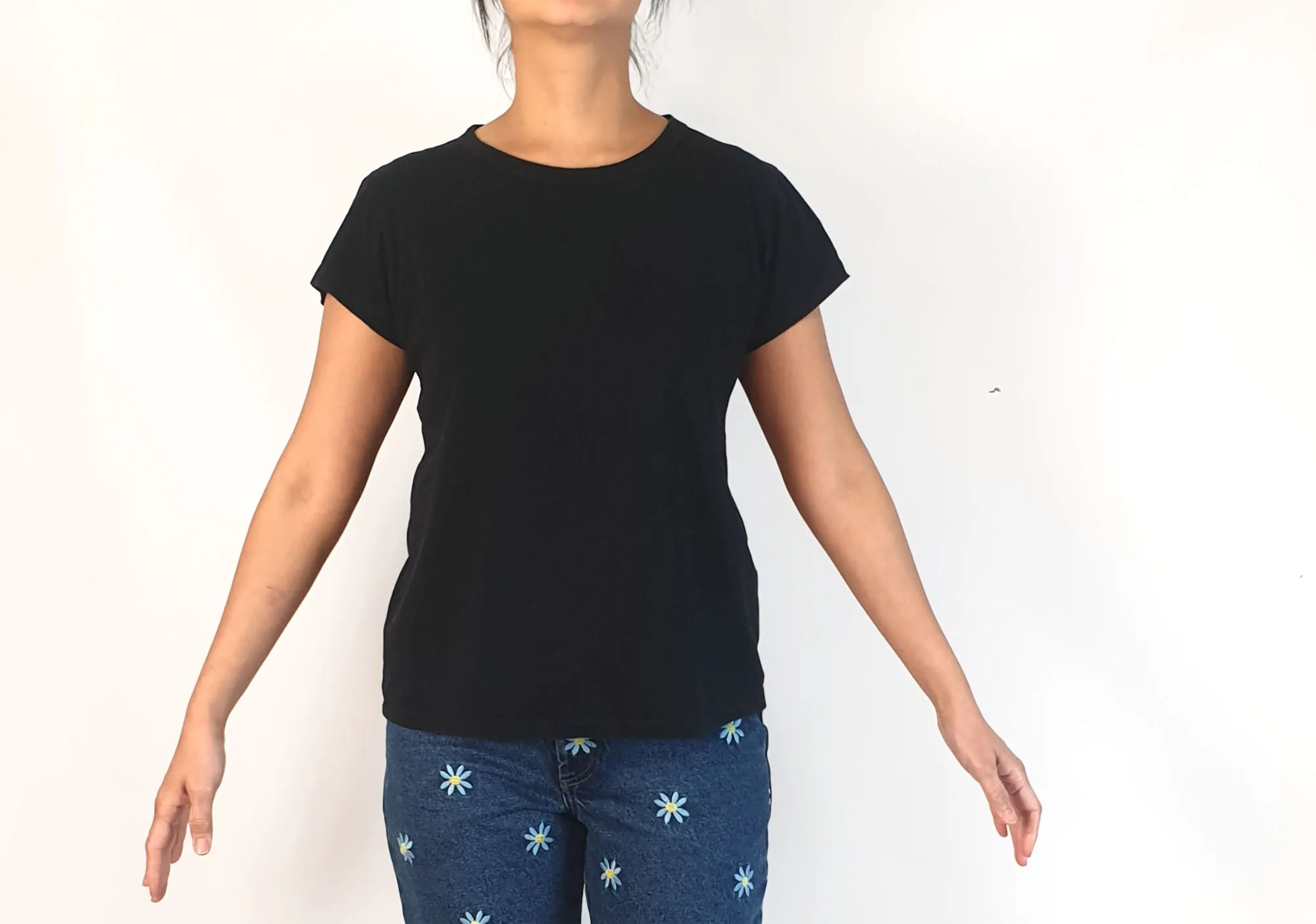 Skin & Threads classic black tee shirt size 2, best fits 10