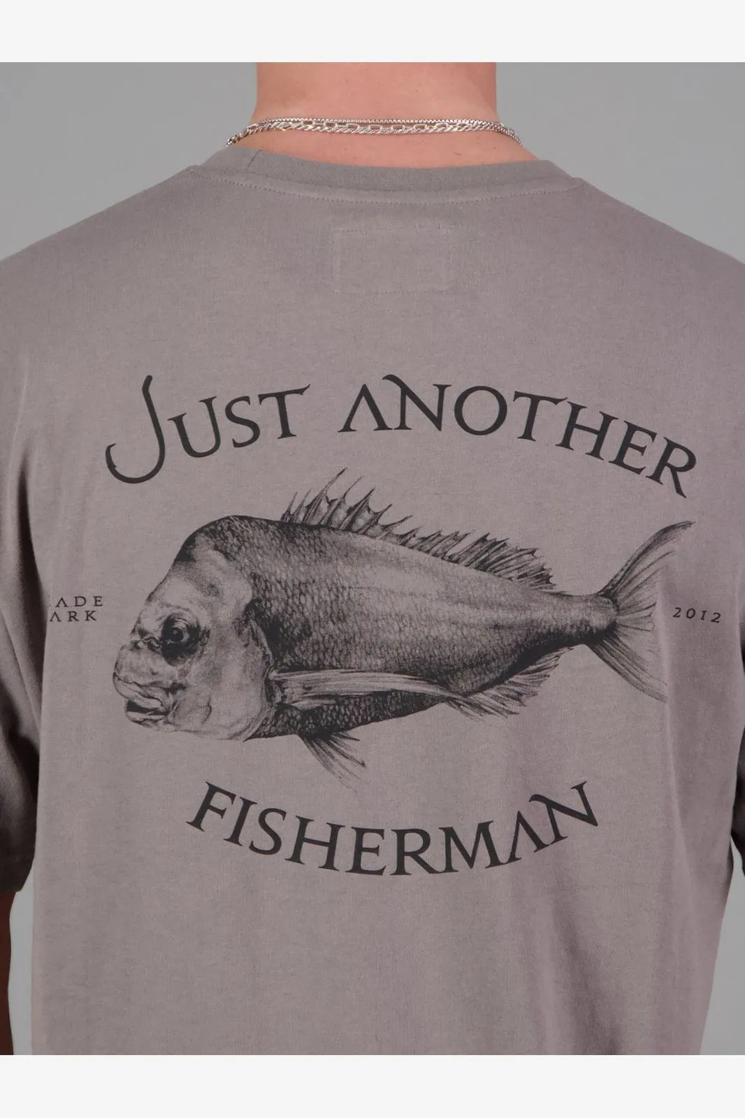 SNAPPER LOGO TEE - GREY