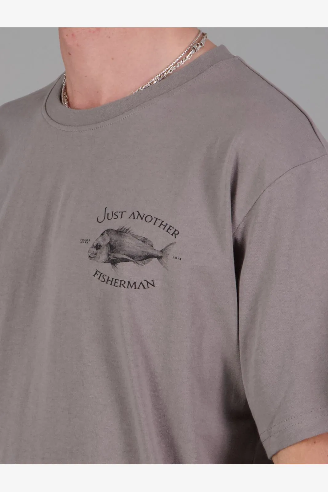 SNAPPER LOGO TEE - GREY