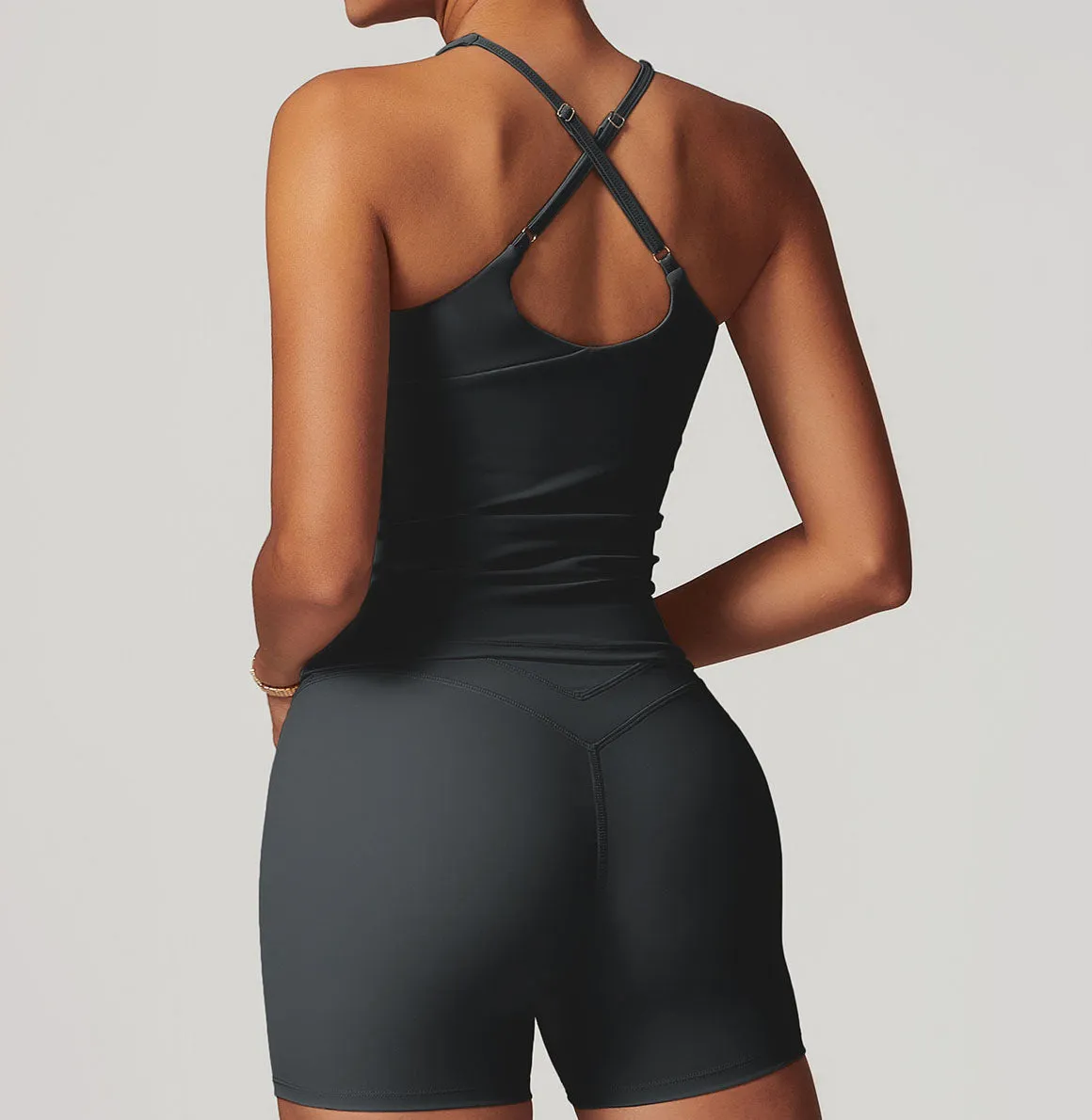 Solid U Neck Cross Back Yoga Tank Tops with Padded