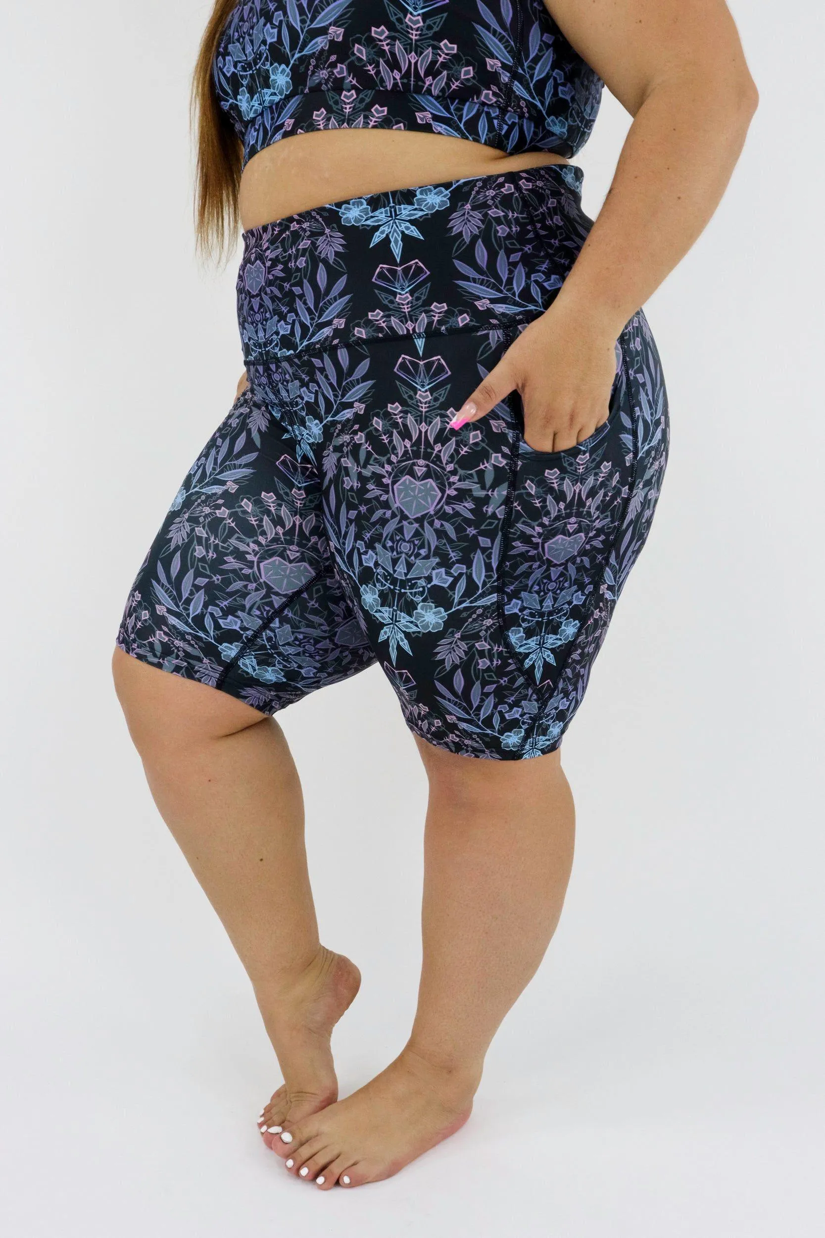 Spiritual Awakening - Dynamic Active - Pocket Long Shorts