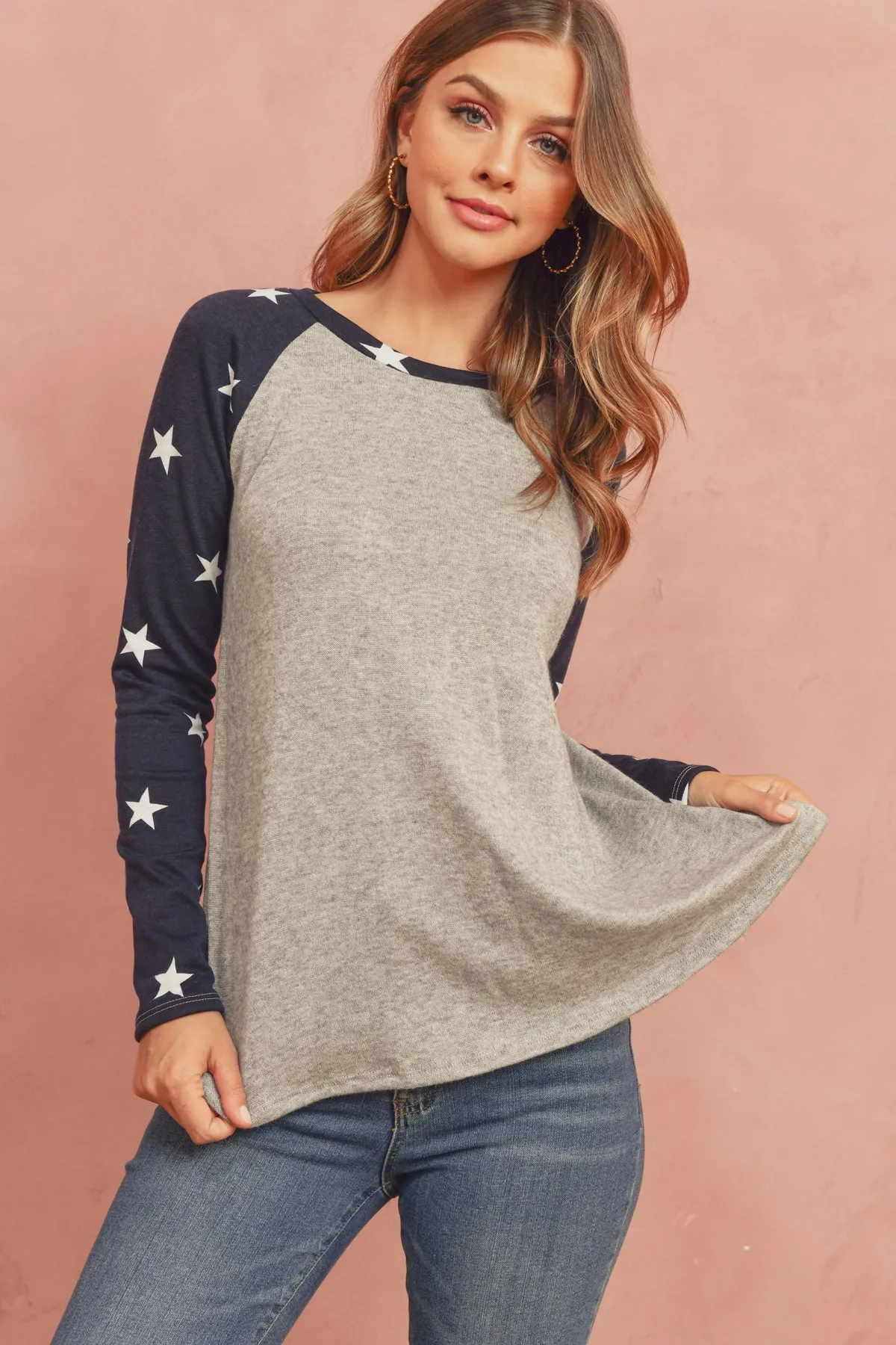 Star Contrast Sleeve Top