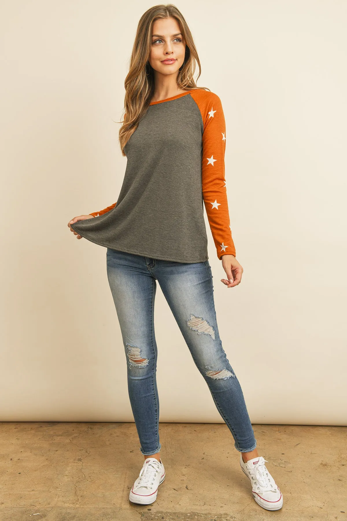 Star Contrast Sleeve Top