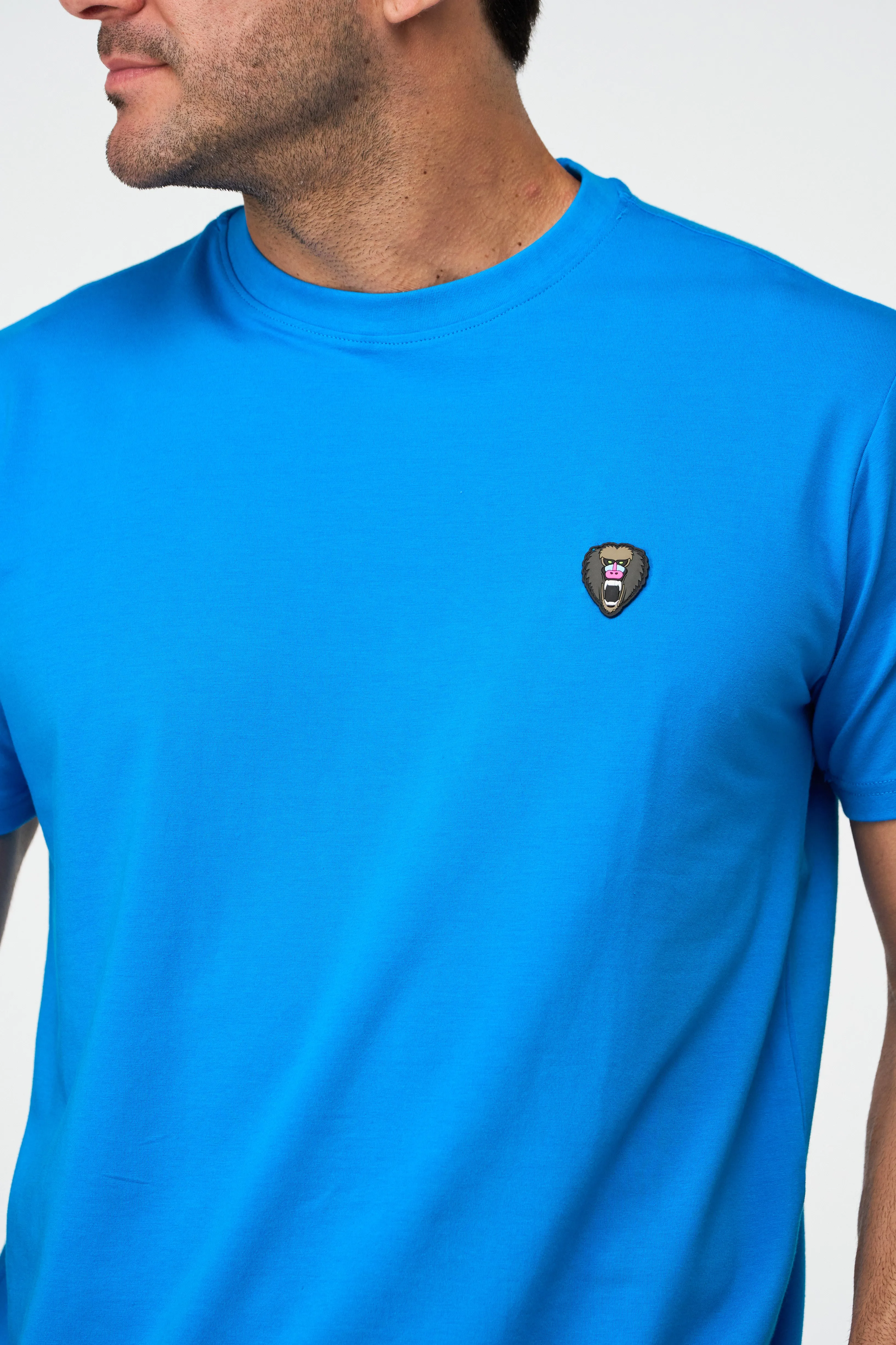 STRONG BLUE CREW NECK