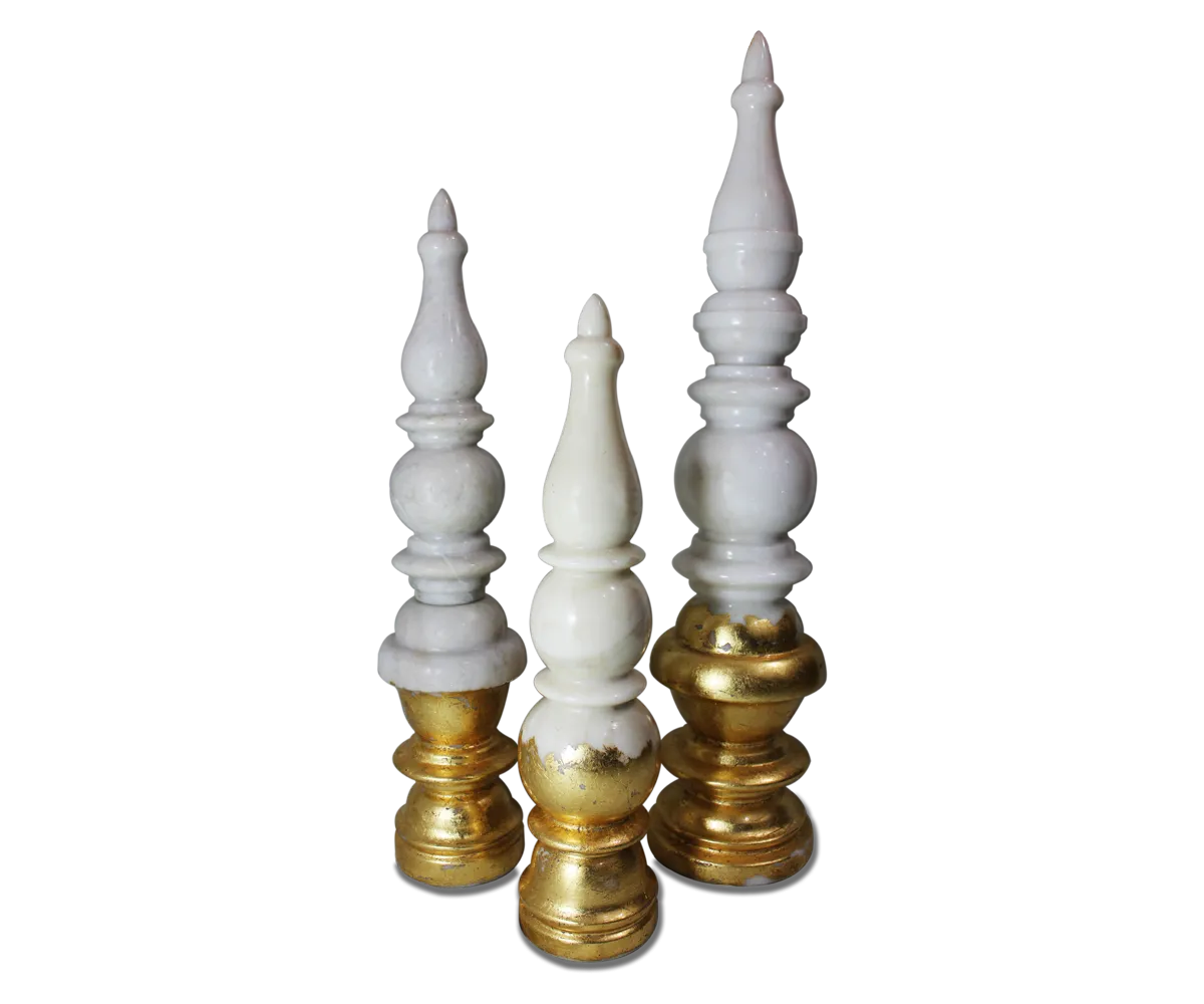 Temple corners - gold leafed