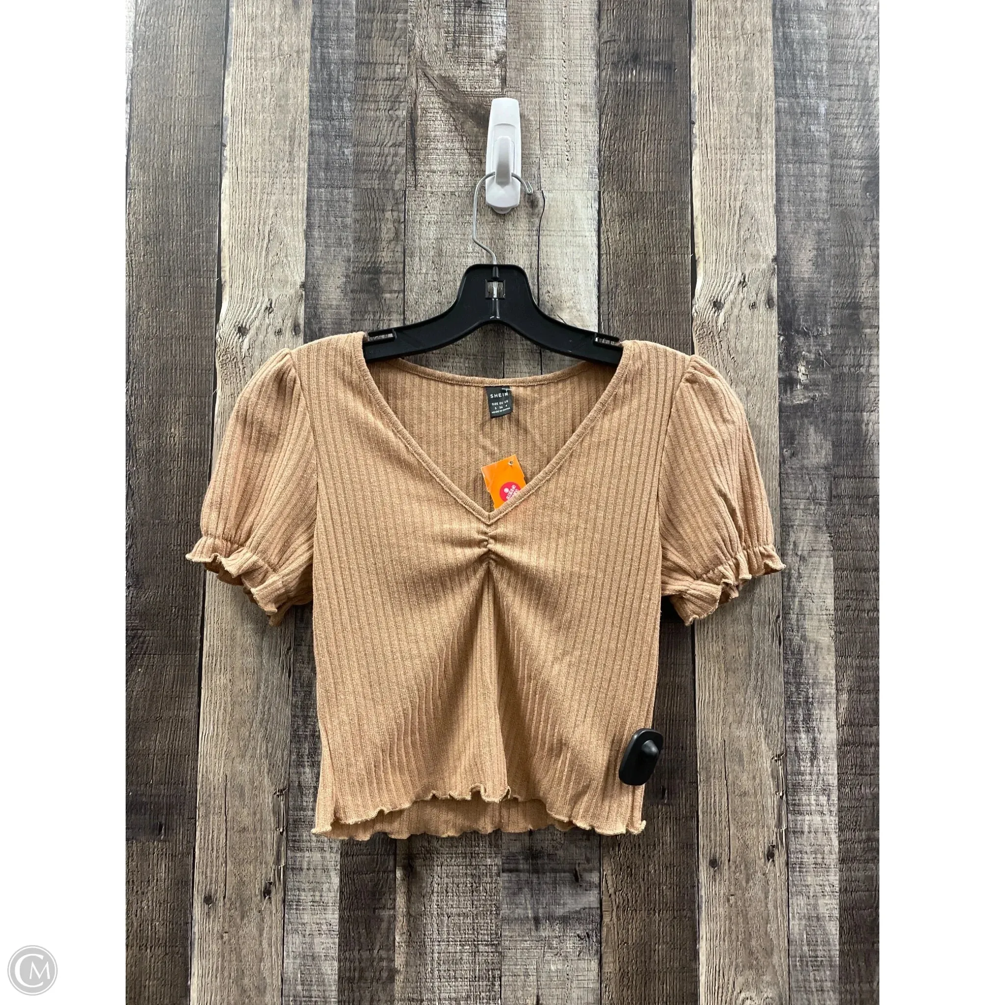 Top Short Sleeve By Shein In Tan, Size: S