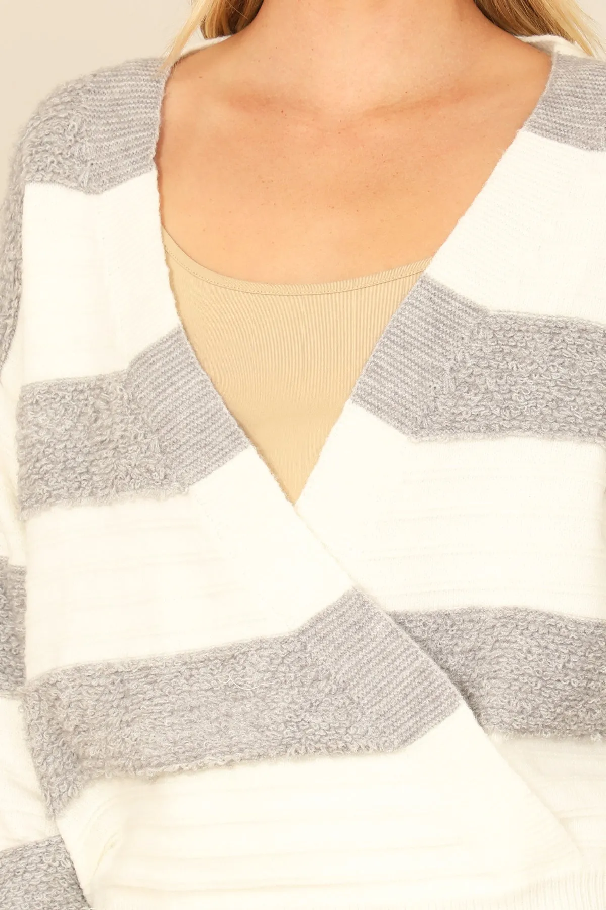 WRAP KINTTED SWEATER